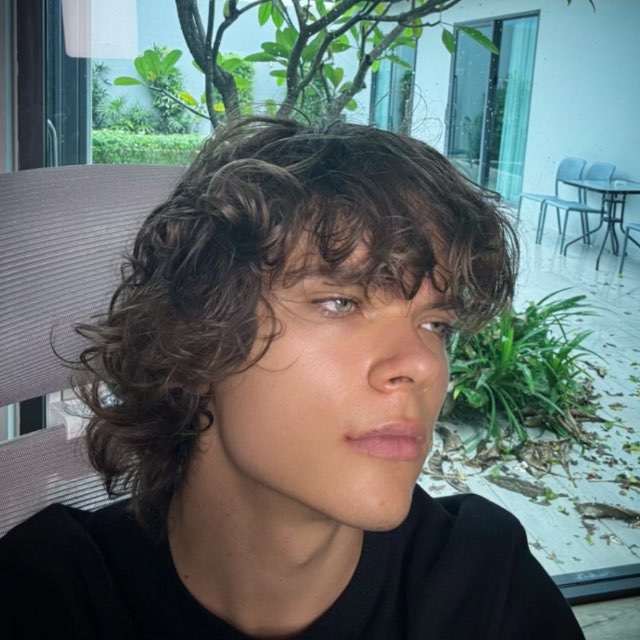 Егор Настоящий avatar